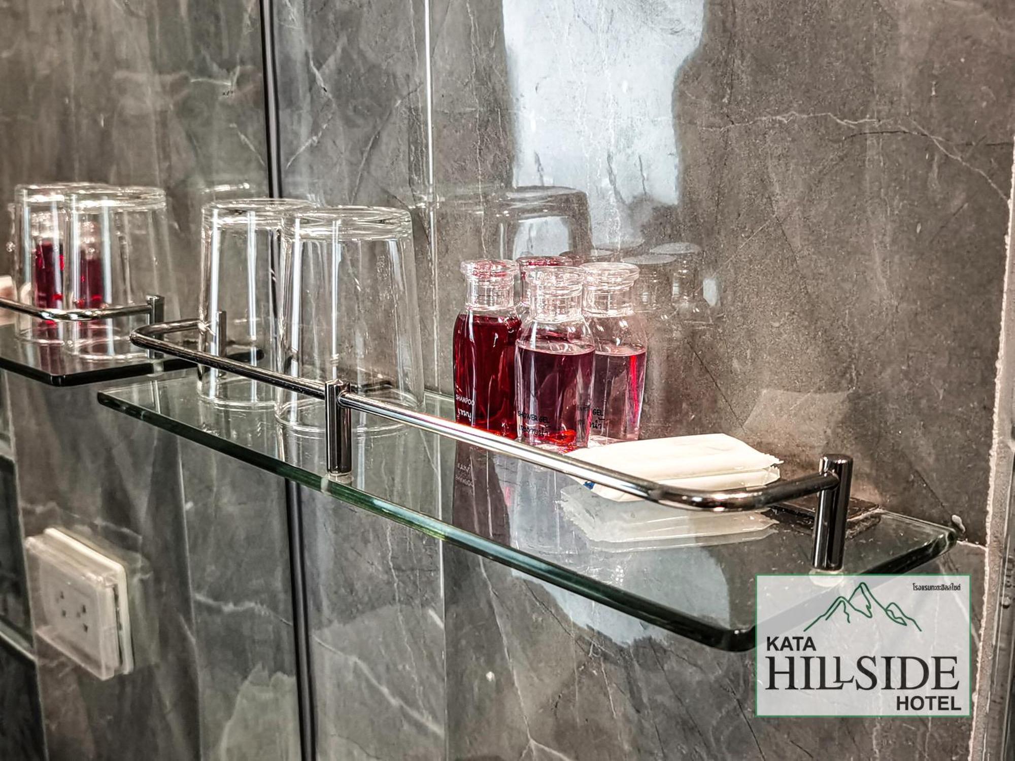 Kata Hillside Hotel Екстер'єр фото
